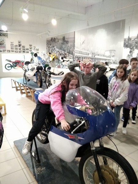 19. dubna 2023