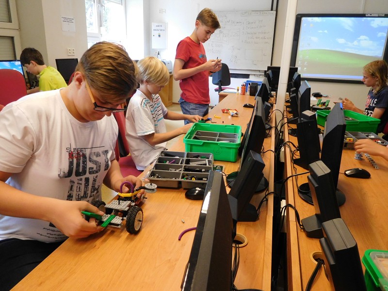 květen, červen 2016