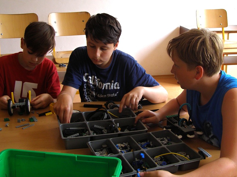 květen, červen 2016