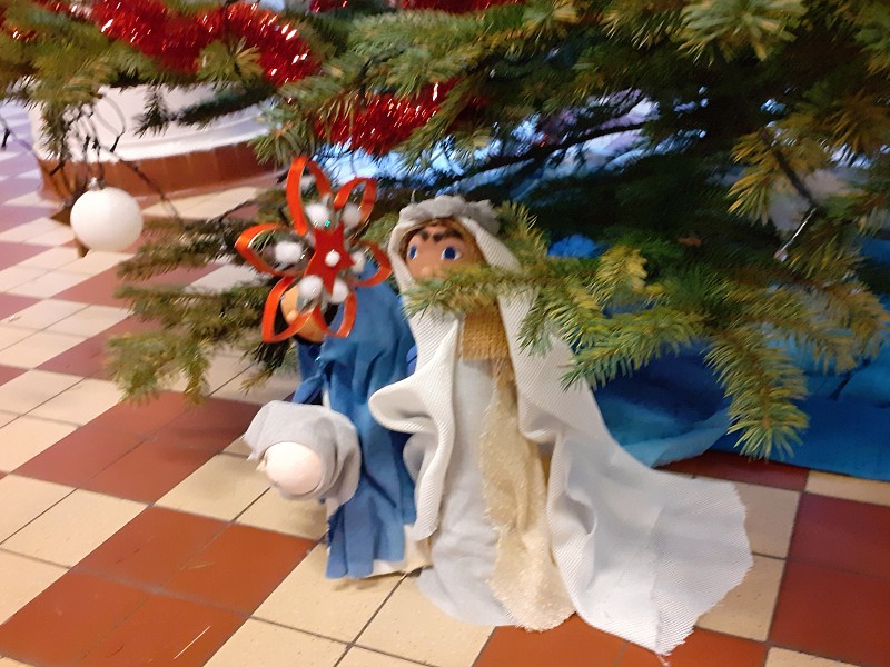 listopad a vyhlášení výsledků 12. prosince 2025