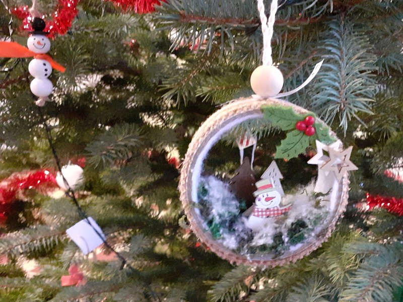 listopad a vyhlášení výsledků 12. prosince 2025